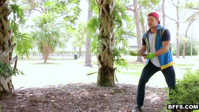 Три девушки в костюмах по очереди насаживаются на член парня - #3